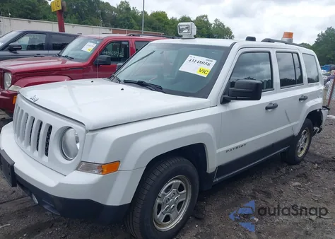 2015 Jeep Patriot Sport z USA, uszkodzony, nr VIN 1C4NJRBB8FD424243